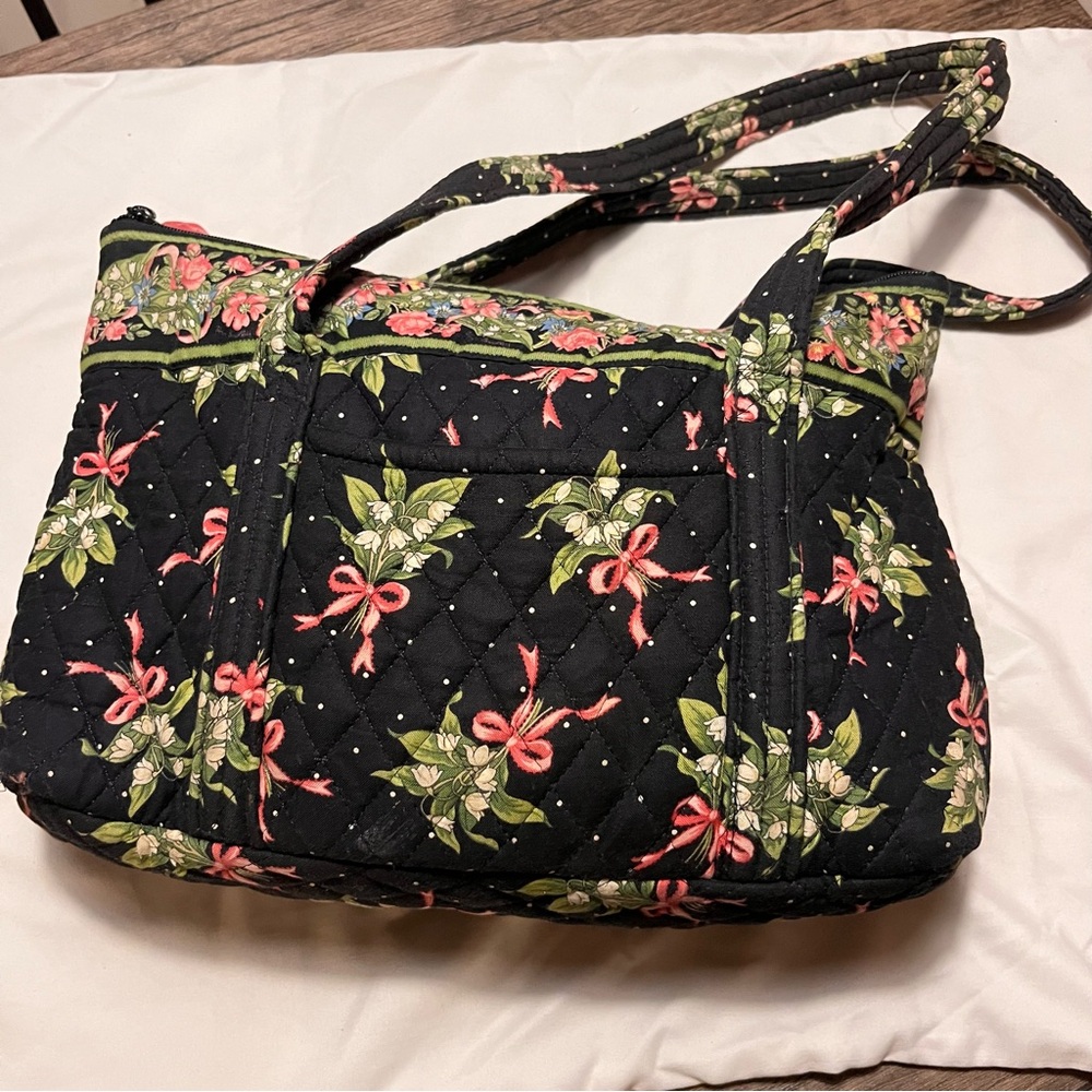 Large Vera Bradley shoulder bag